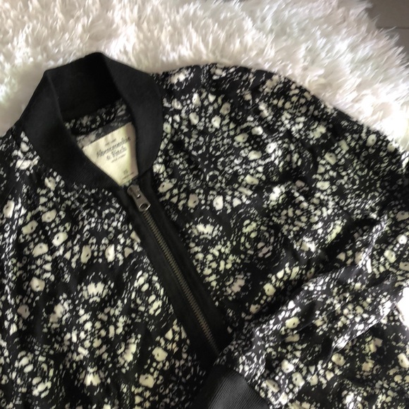 Abercrombie & Fitch Jackets & Blazers - A&F | Bomber Jacket